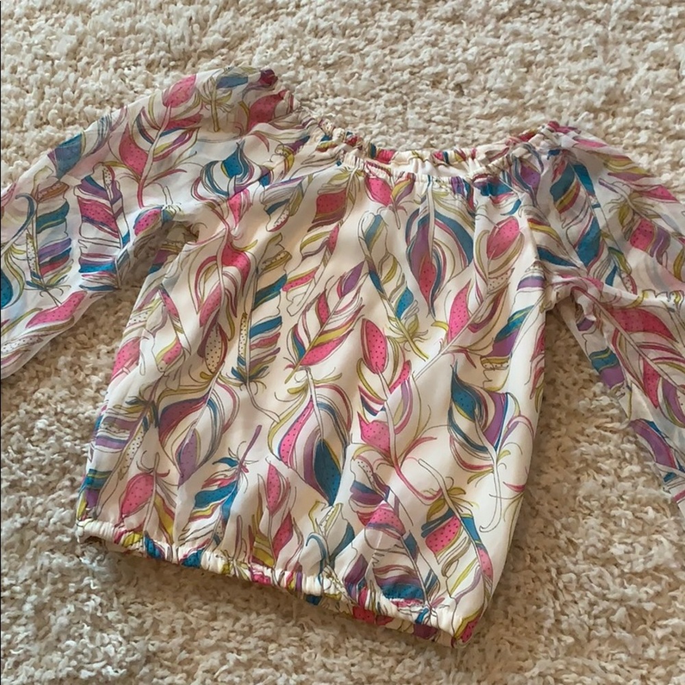 Children’s place size 5/6 shirt